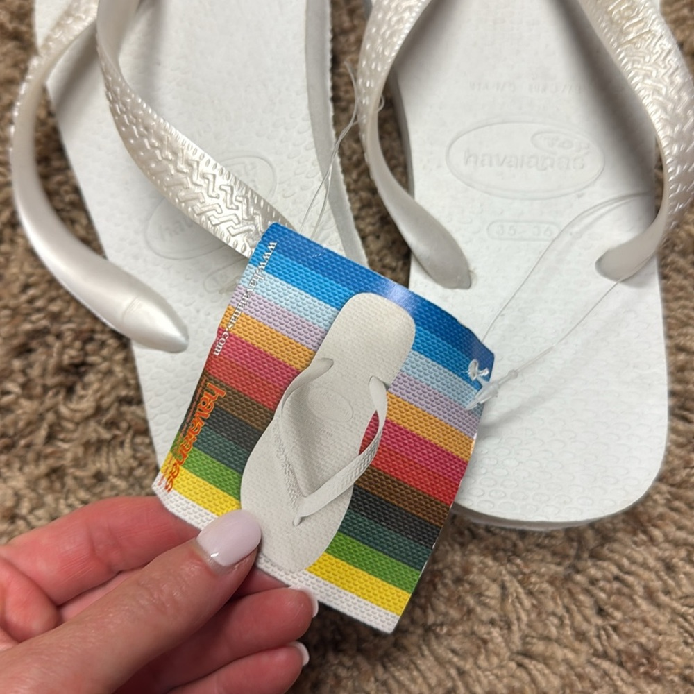 Havaianas white Flip Flop NWT - Picture 3 of 5